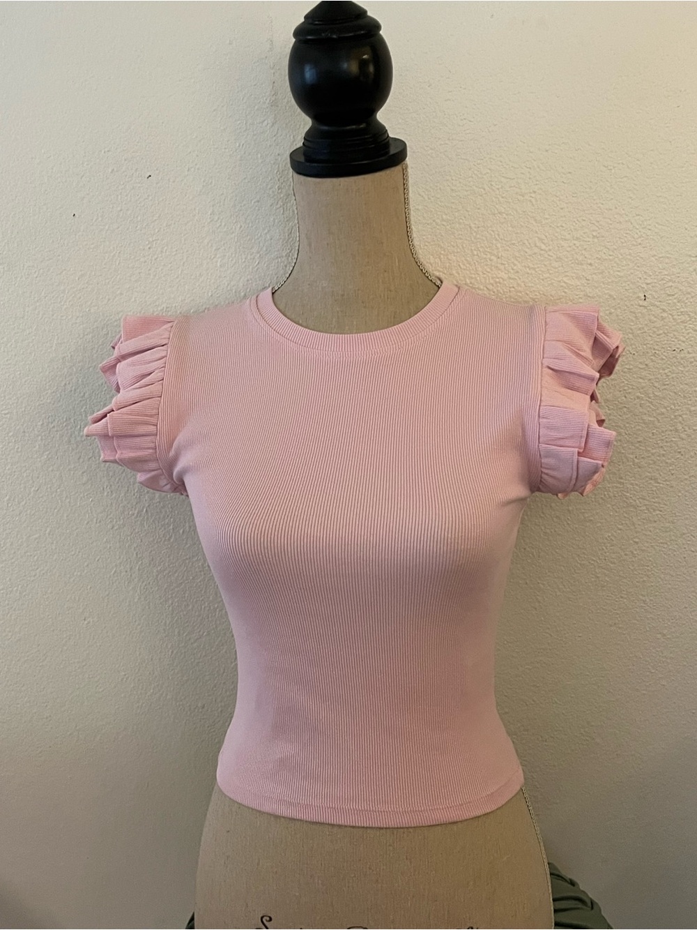 Zara Light Pink Ribbed Tee with Ruffle Sleeves